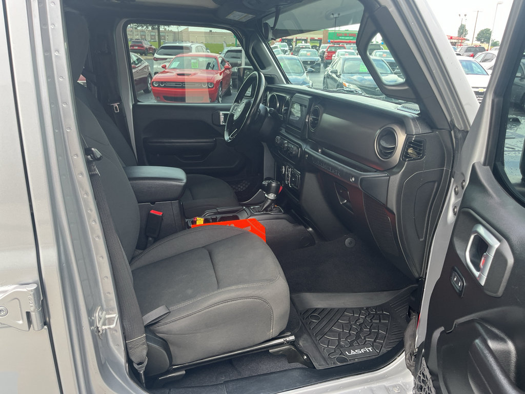 Used 2020 Jeep Wrangler Unlimited Sport S AWD/4WD image 35