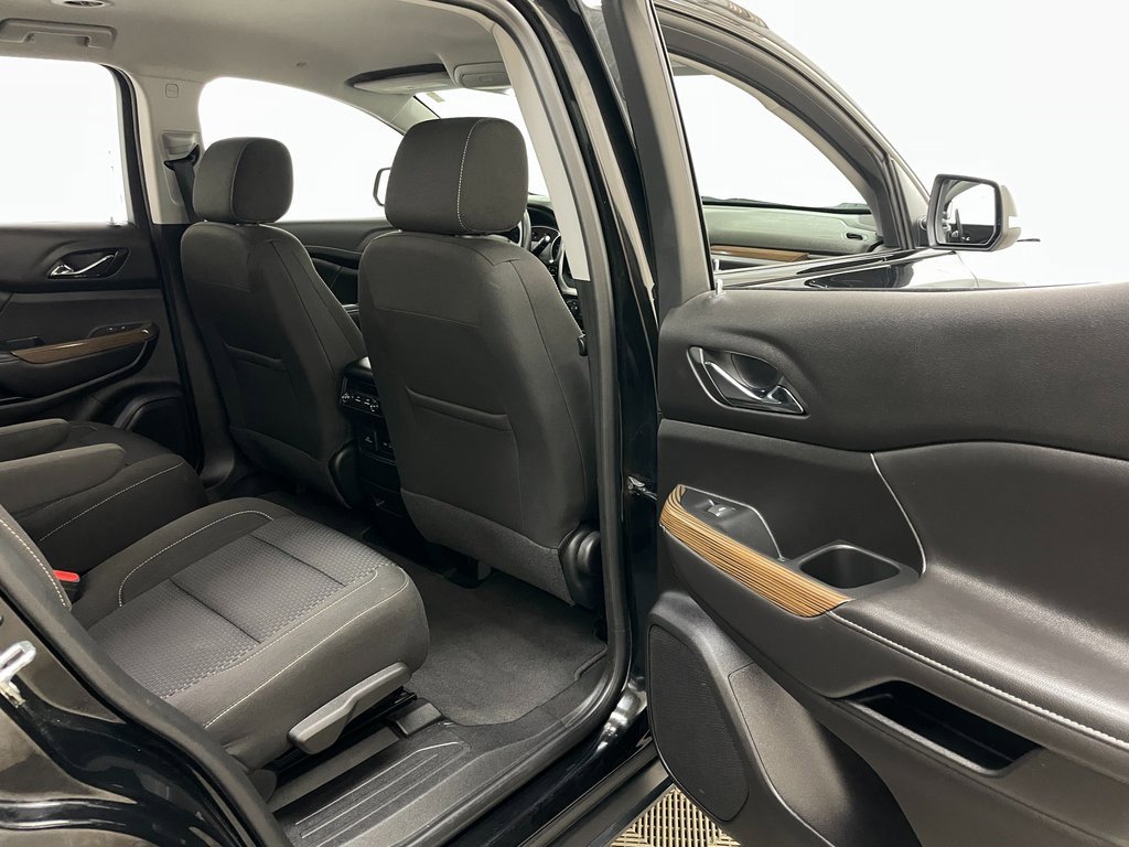 Certified 2023 GMC Acadia SLE w/ Driver Convenience Package image 42