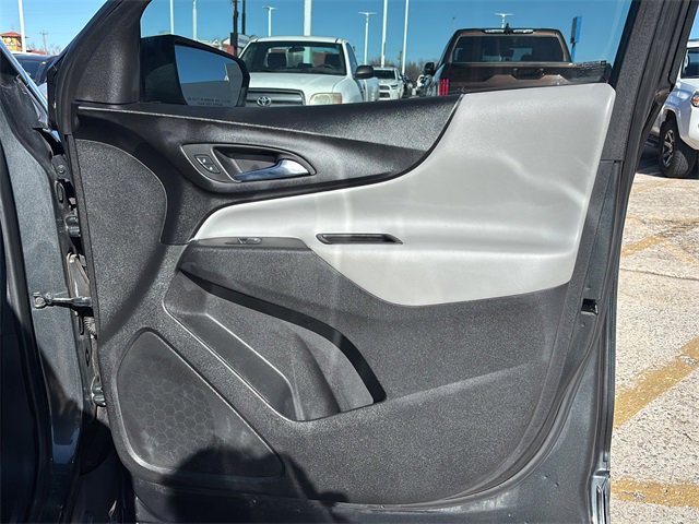 Used 2020 Chevrolet Equinox LS w/ LS Convenience Package image 10