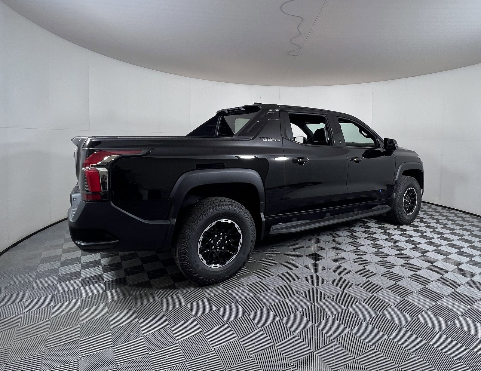 New 2026 Chevrolet Silverado EV Trail Boss w/ Plus Package image 4