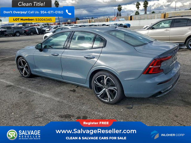 Used 2022 Volvo S60 B5 Inscription image 3