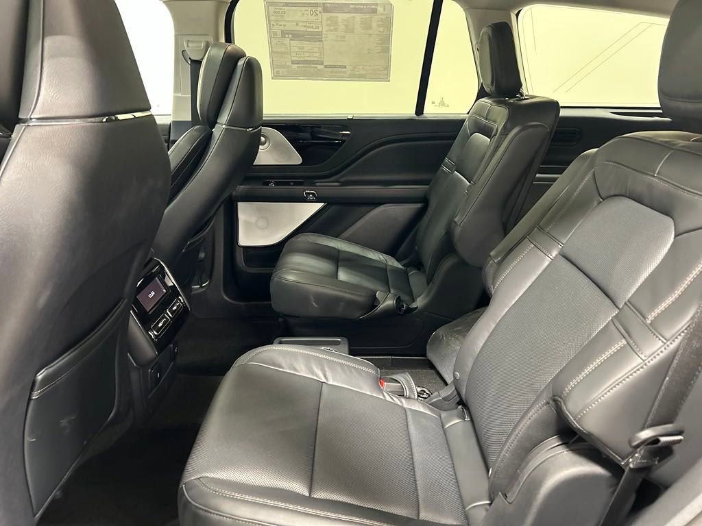 New 2025 Lincoln Aviator Reserve w/ Equipment Group 201A image 26