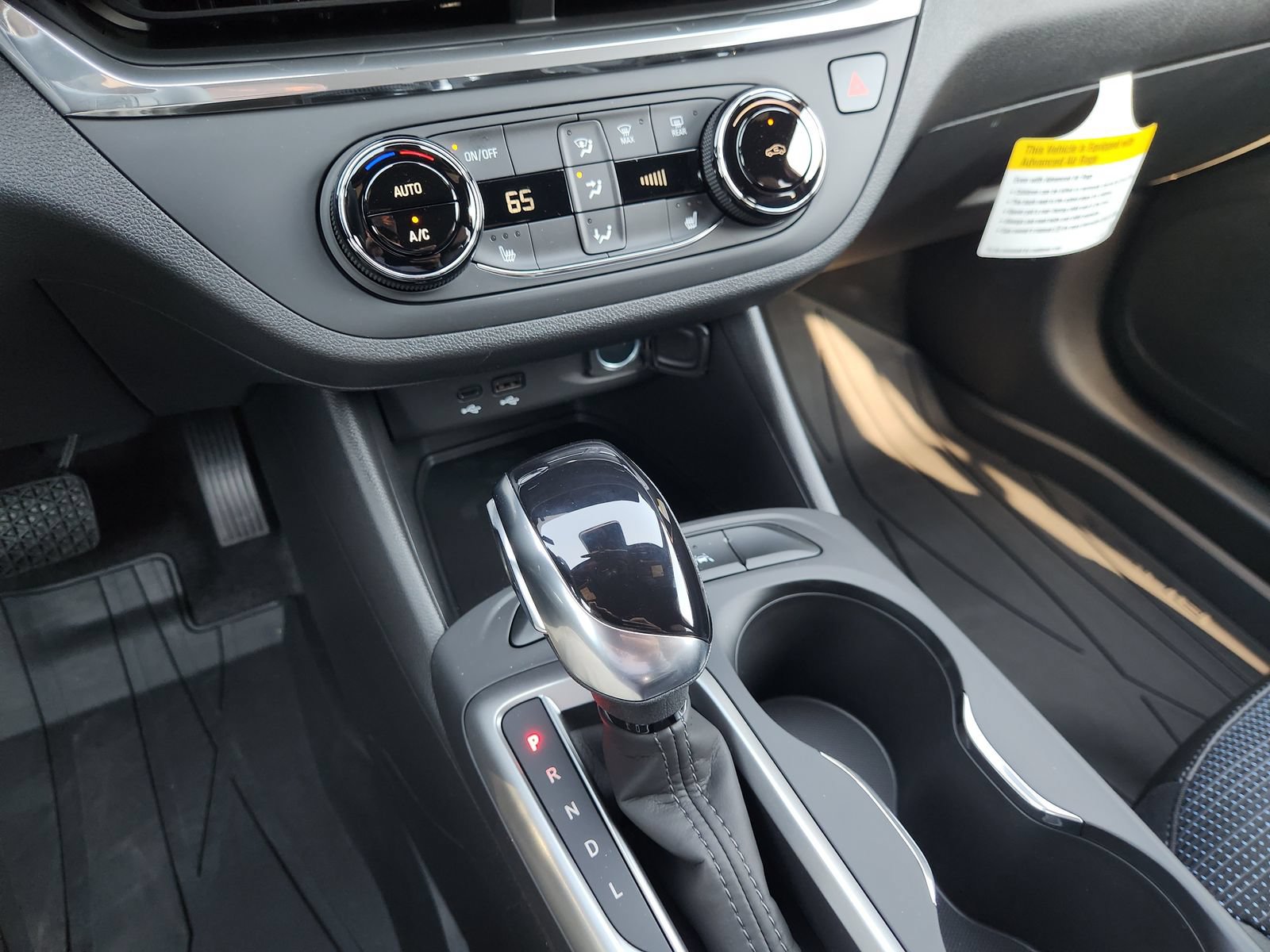 New 2026 Buick Envista Sport Touring w/ Convenience I Package FWD image 24