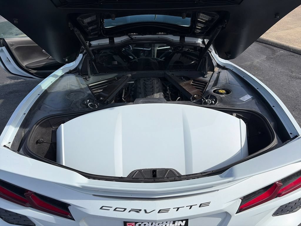 Used 2021 Chevrolet Corvette Stingray Premium Cpe w/ Z51 Performance Package RWD image 29