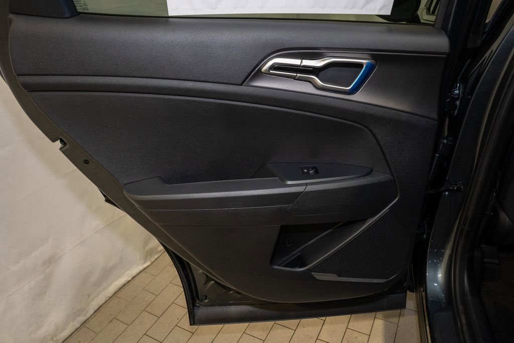 New 2026 Kia Sportage LX image 10