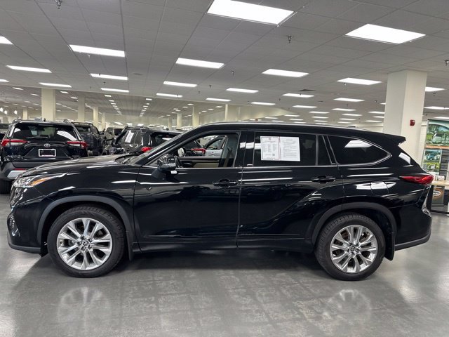 Used 2020 Toyota Highlander Limited AWD/4WD image 4