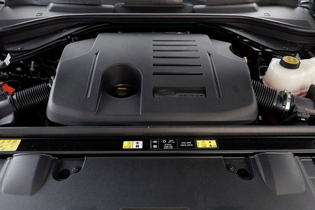 New 2025 Land Rover Range Rover SE AWD/4WD image 26