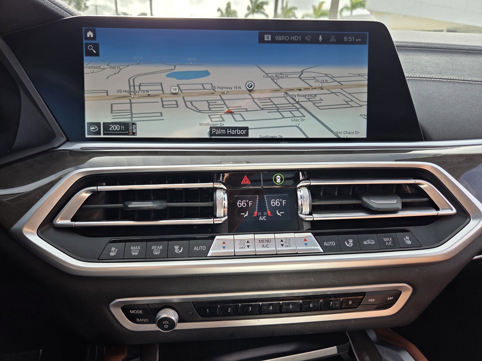 Certified 2023 BMW X6 M50i w/ Parking Assistance Package image 24