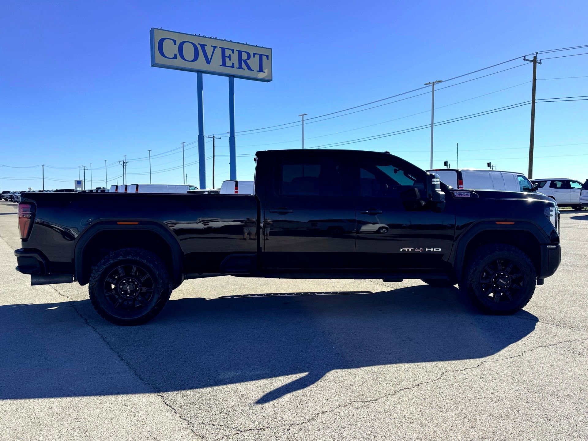 Used 2024 GMC Sierra 3500 AT4 w/ AT4 Premium Plus Package image 6