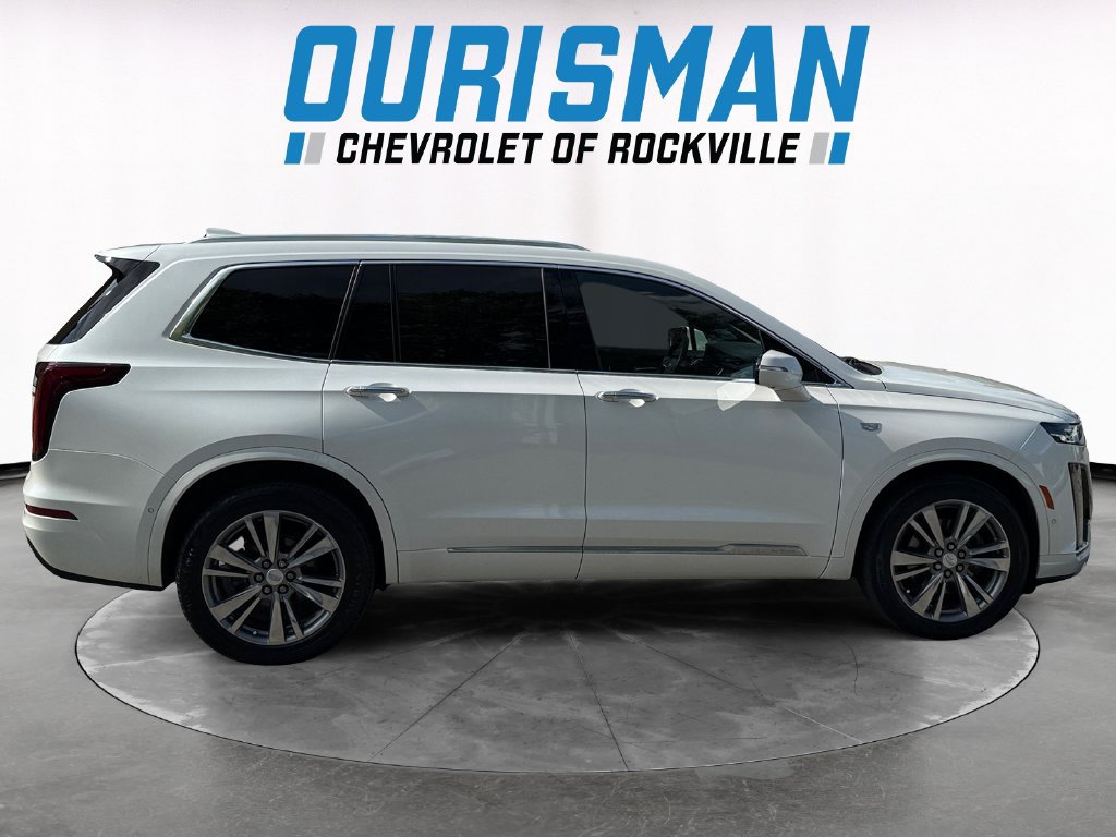 Used 2022 Cadillac XT6 Premium Luxury w/ Technology Package AWD/4WD image 7