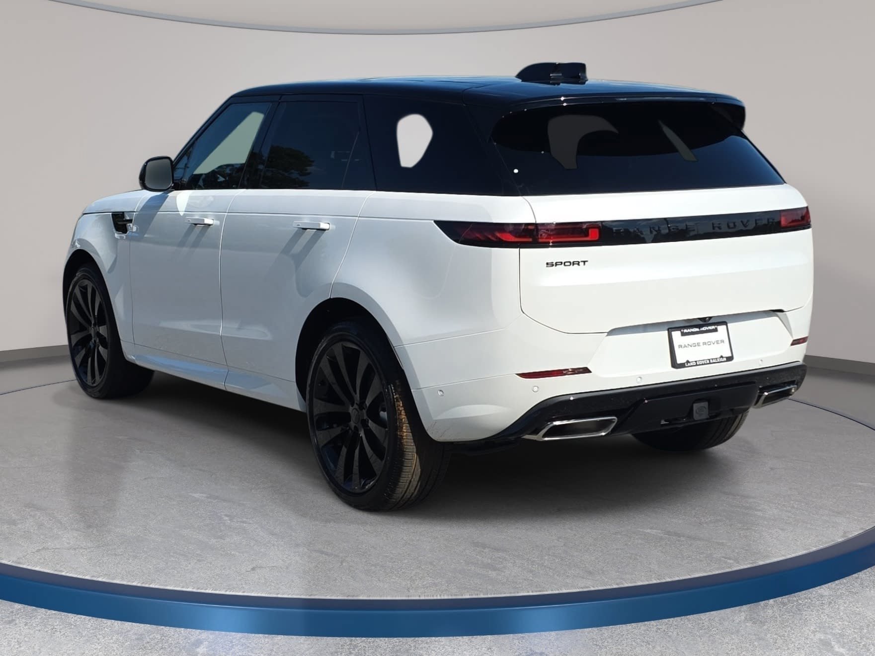 New 2026 Land Rover Range Rover Sport Dynamic SE AWD/4WD image 7