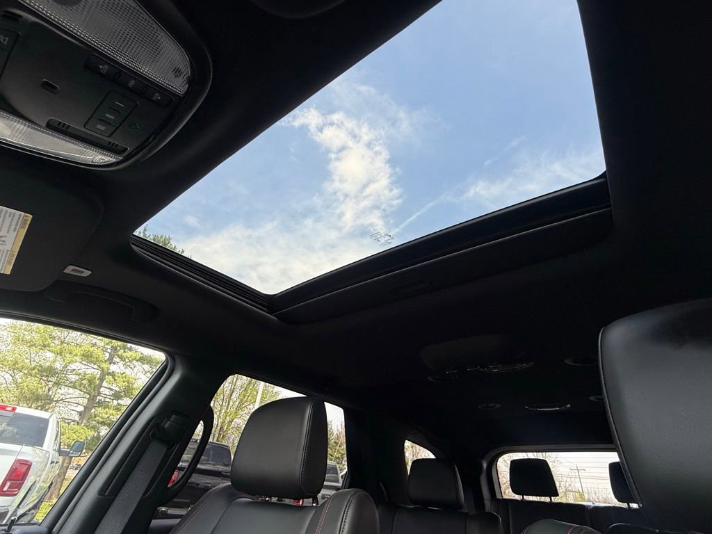 Certified 2023 Dodge Durango R/T RWD image 29