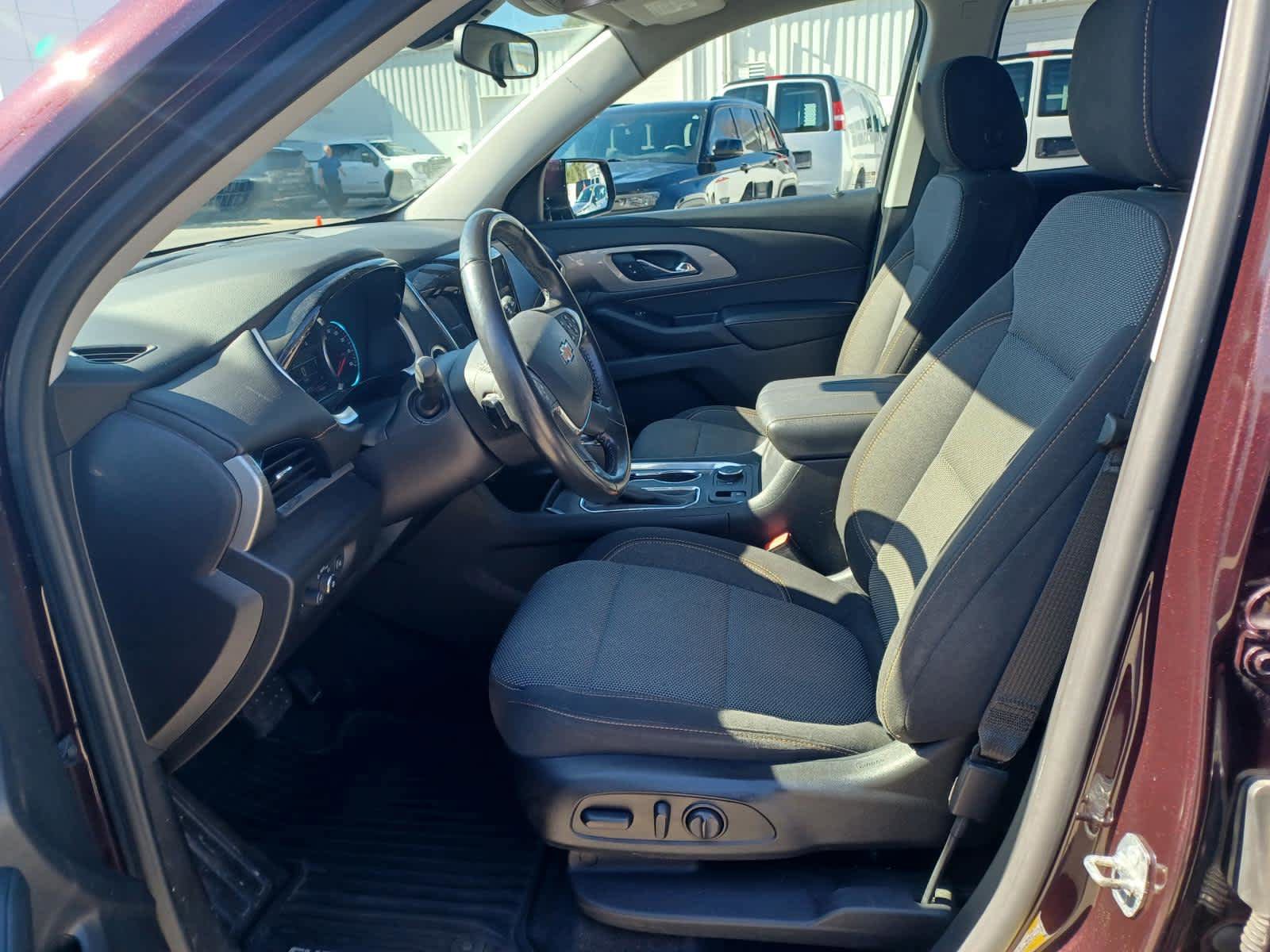 Used 2019 Chevrolet Traverse LT AWD/4WD image 7
