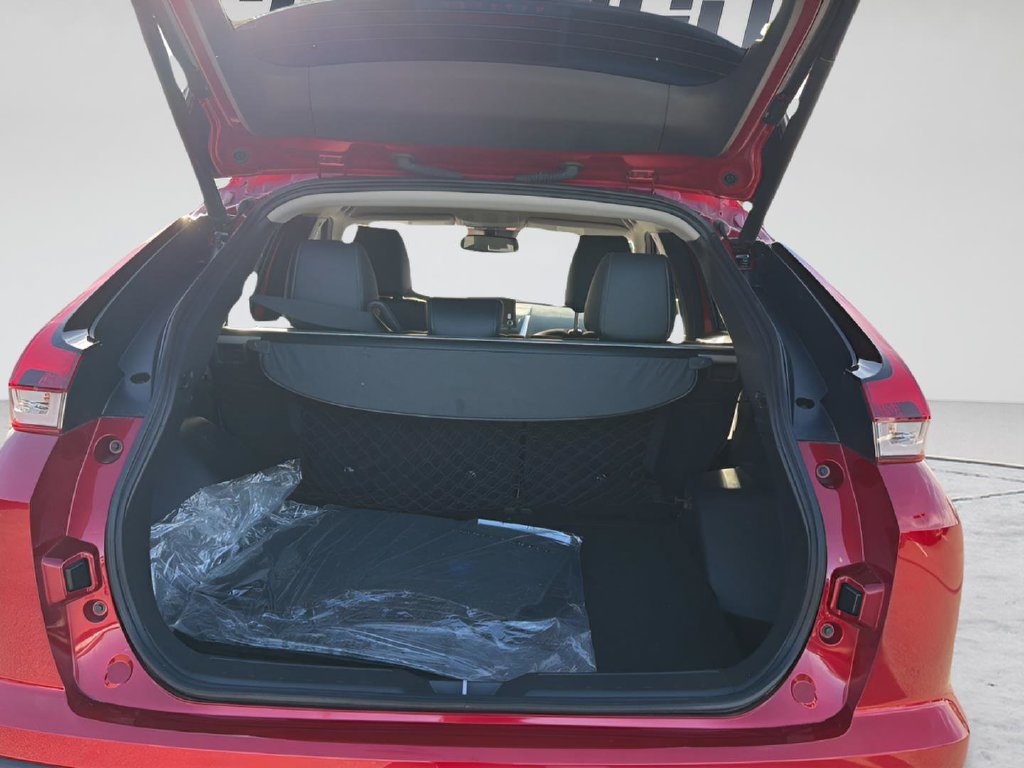 Used 2024 Mitsubishi Eclipse Cross SE AWD/4WD image 11