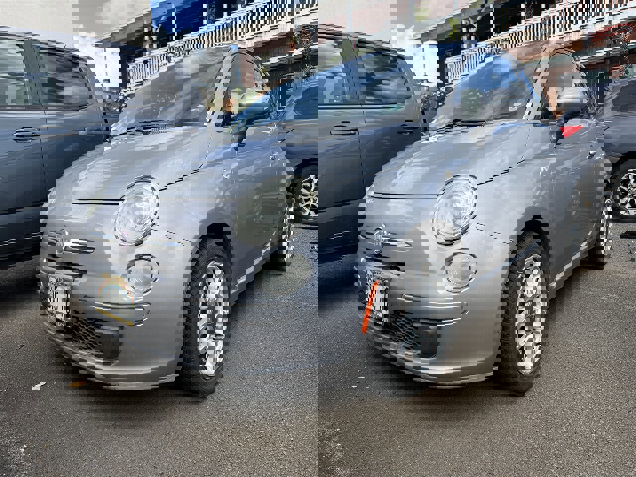 Used 2015 FIAT 500 Pop image 1