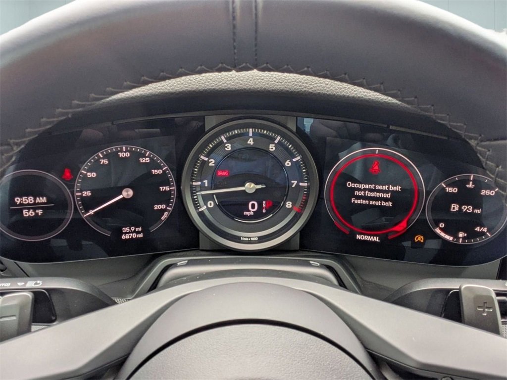 Used 2024 Porsche 911 Carrera w/ Premium Package image 19