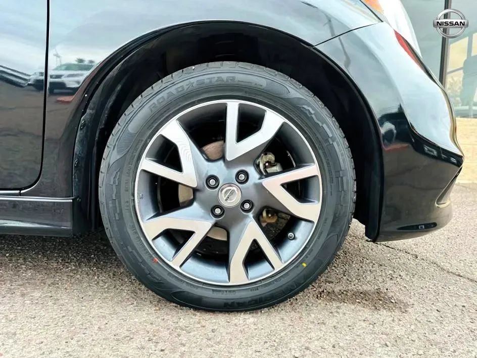 Used 2016 Nissan Versa Note SR w/ SR Tech Package FWD image 21