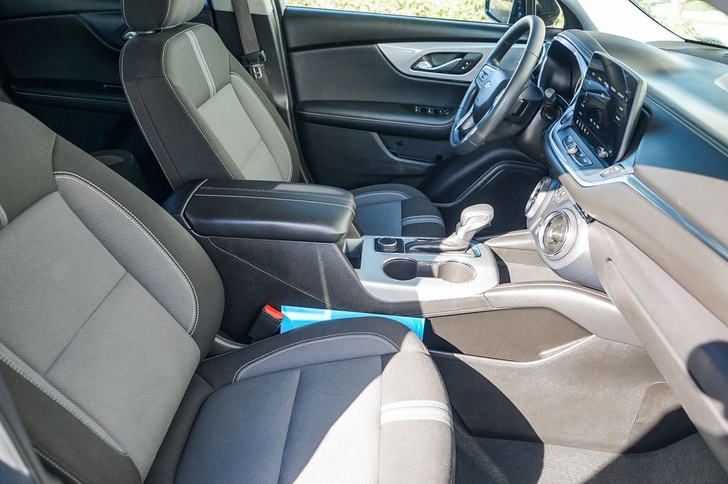 Used 2025 Chevrolet Blazer LT image 15