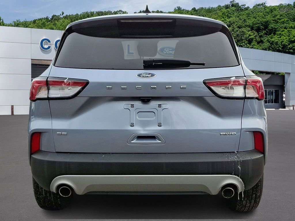 Used 2022 Ford Escape SE w/ Cold Weather Package image 5