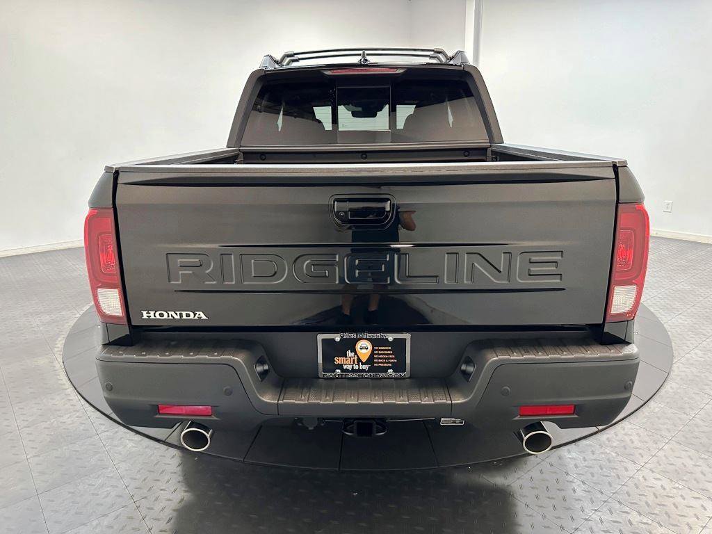 New 2026 Honda Ridgeline Black Edition image 7
