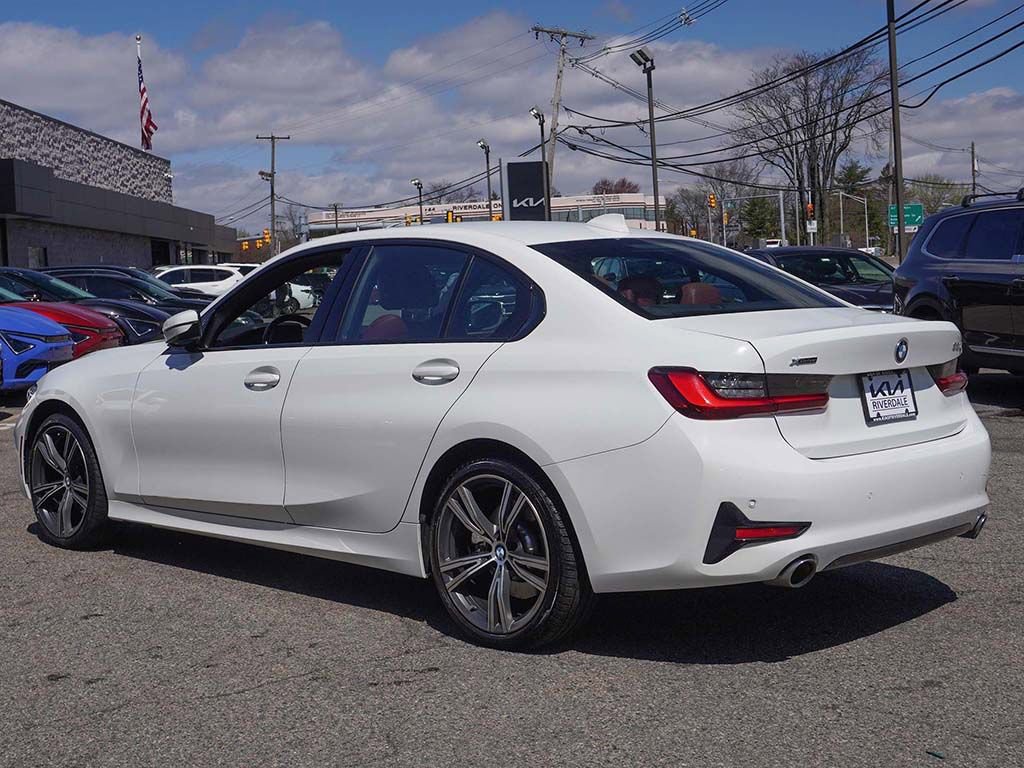Used 2022 BMW 330i xDrive Sedan w/ Premium Package 2 image 10