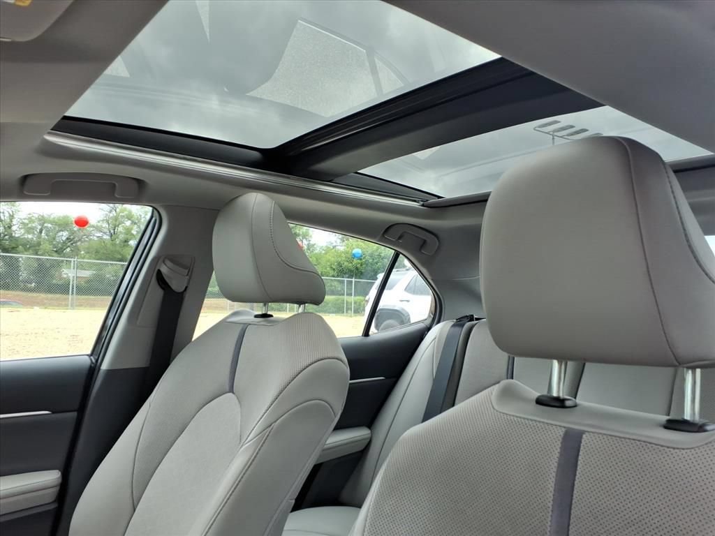 Certified 2022 Toyota Camry XSE w/ Navigation Package FWD image 12