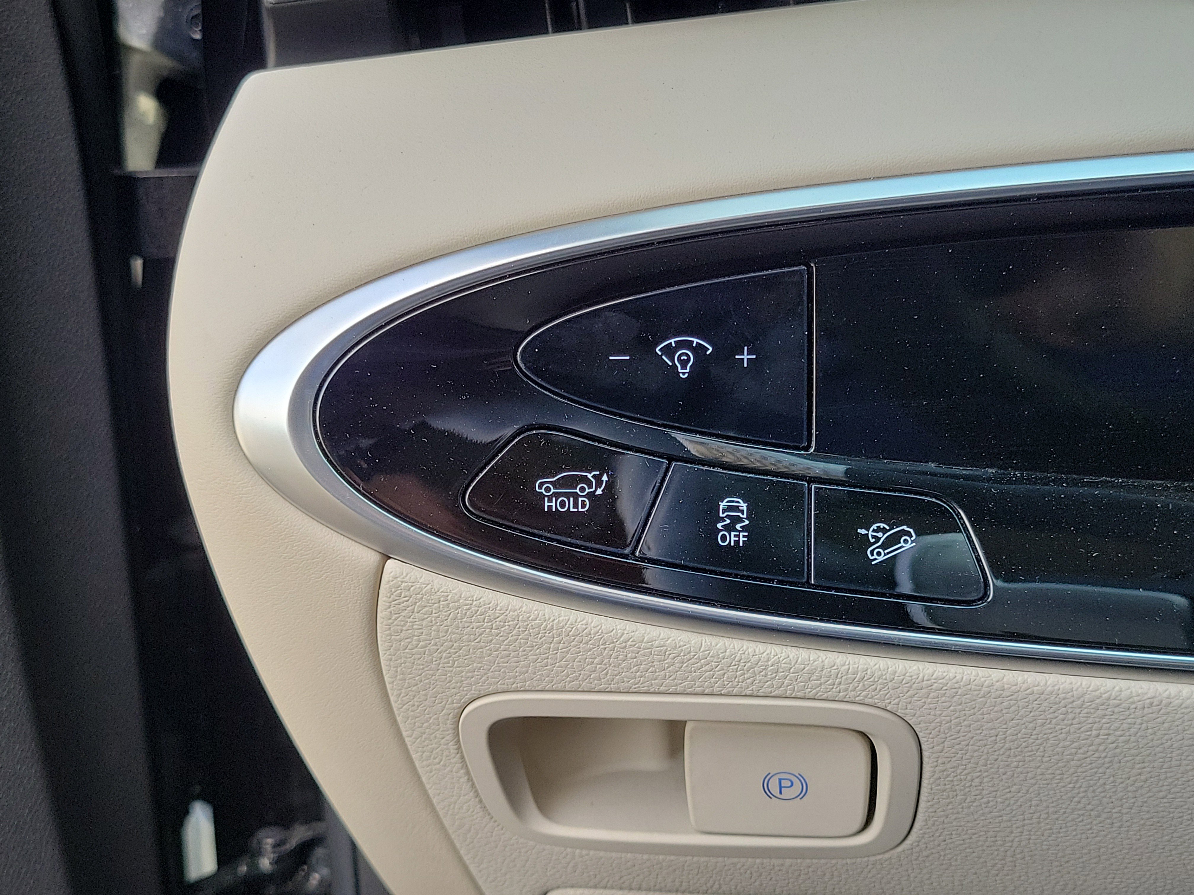 Certified 2026 Genesis GV70 2.5T Select AWD/4WD image 10