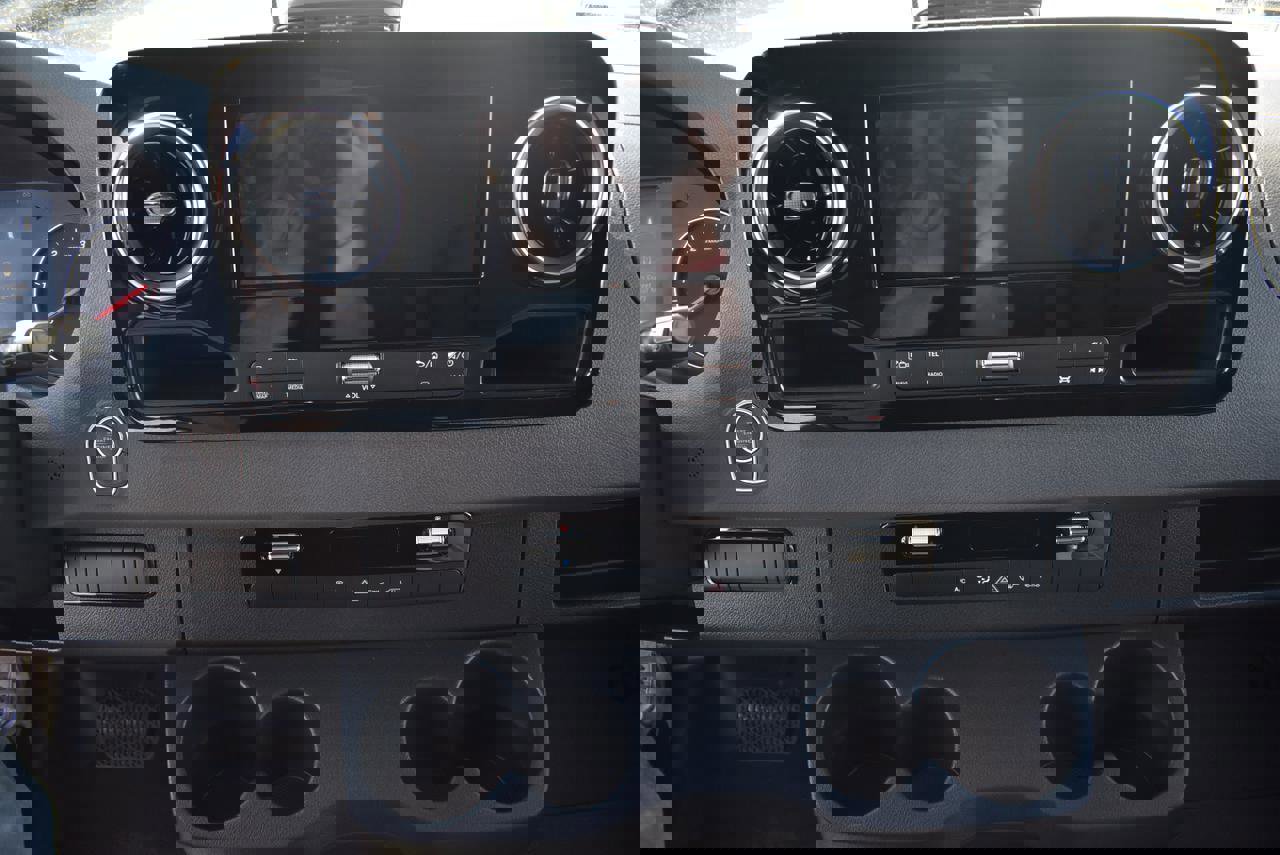 New 2025 Mercedes-Benz Sprinter 2500 image 12