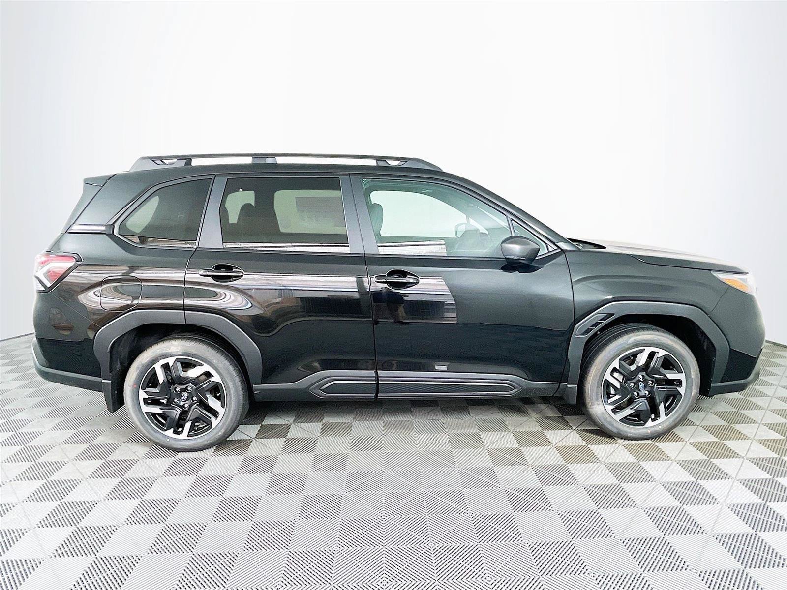 New 2026 Subaru Forester Sport w/ Limited Hybrid Package AWD/4WD image 9