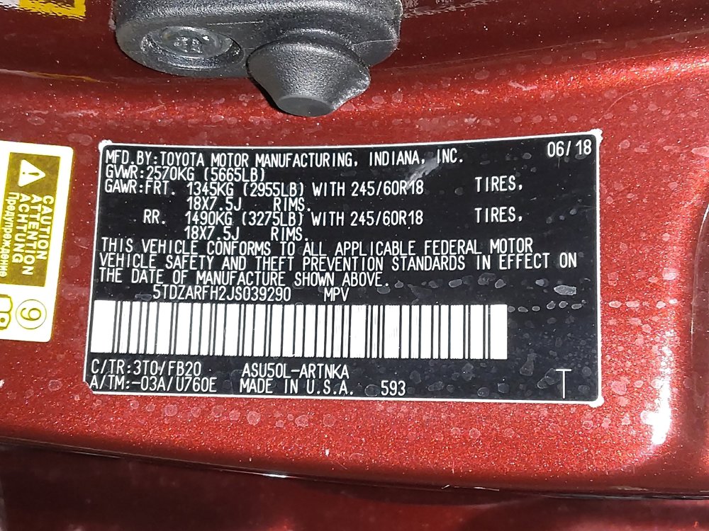 Used 2018 Toyota Highlander LE FWD image 33