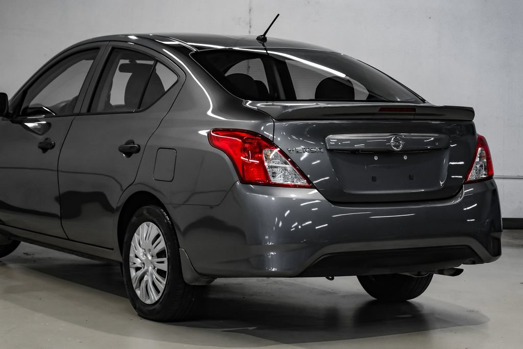 Used 2019 Nissan Versa S Plus FWD image 13