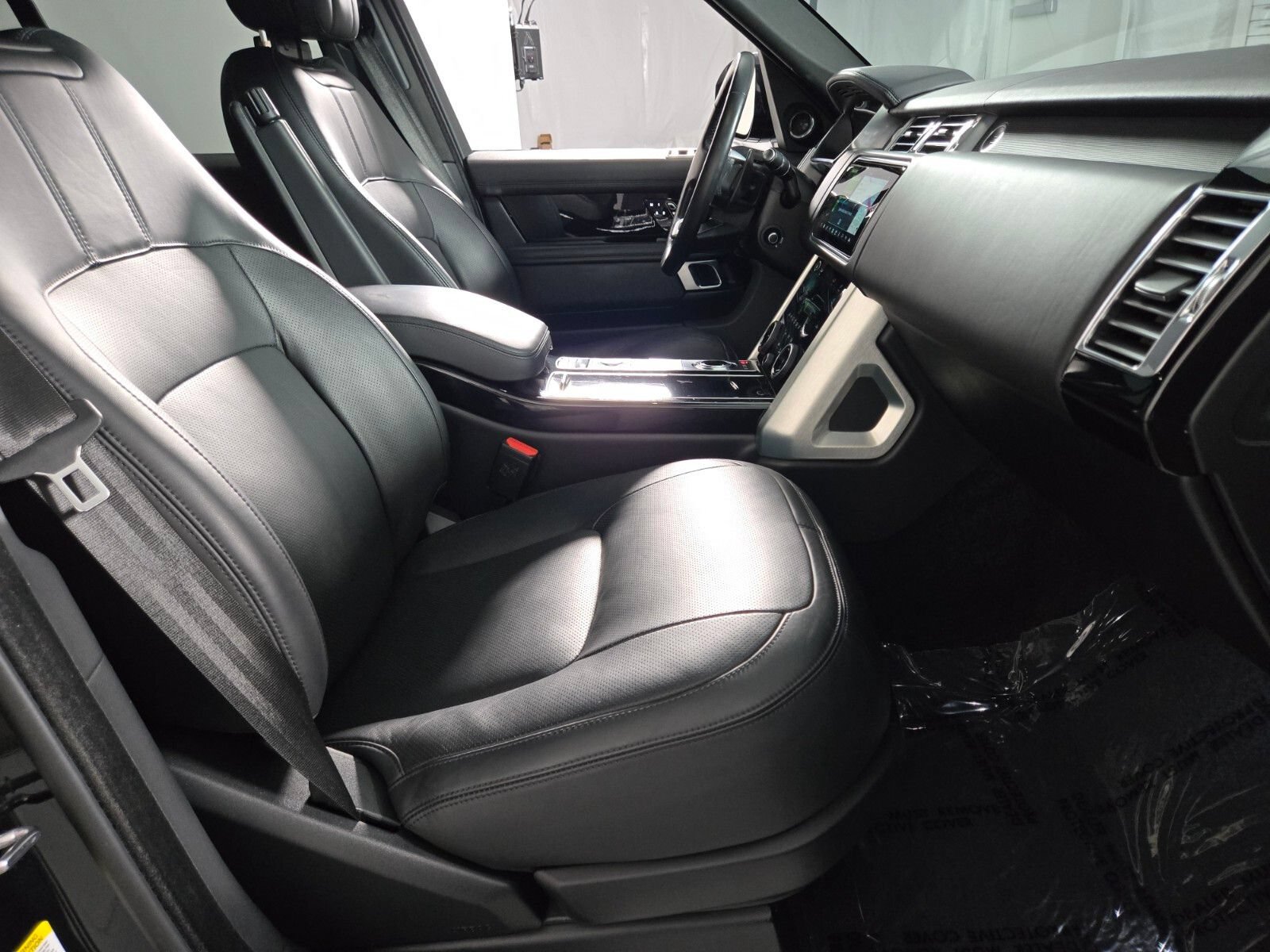 Used 2022 Land Rover Range Rover Westminster Edition AWD/4WD image 3