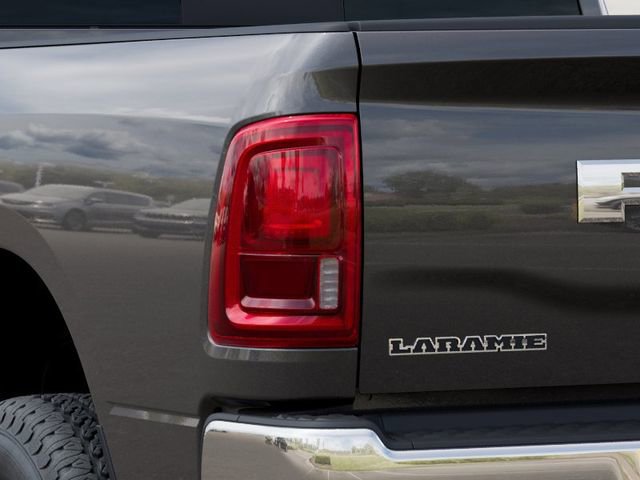 New 2026 RAM 2500 Laramie AWD/4WD image 9