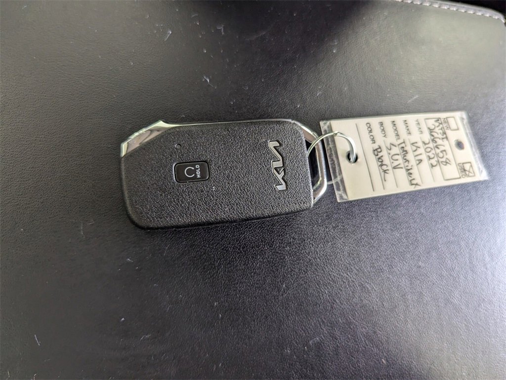 Used 2022 Kia Telluride LX image 27