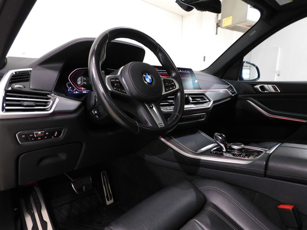 Used 2021 BMW X5 xDrive40i AWD/4WD image 26