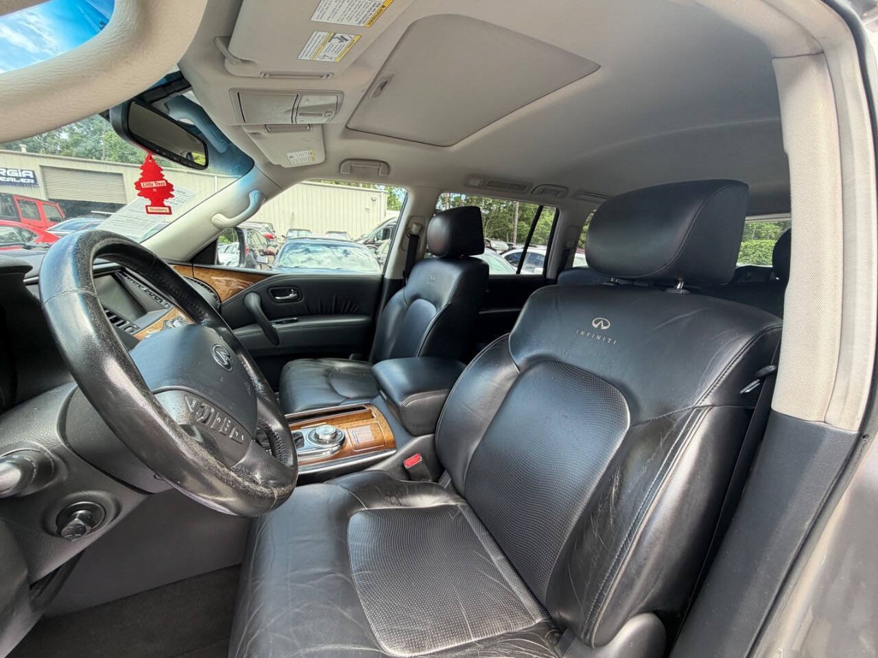 Used 2011 INFINITI QX56 4WD w/ Theater Pkg image 10