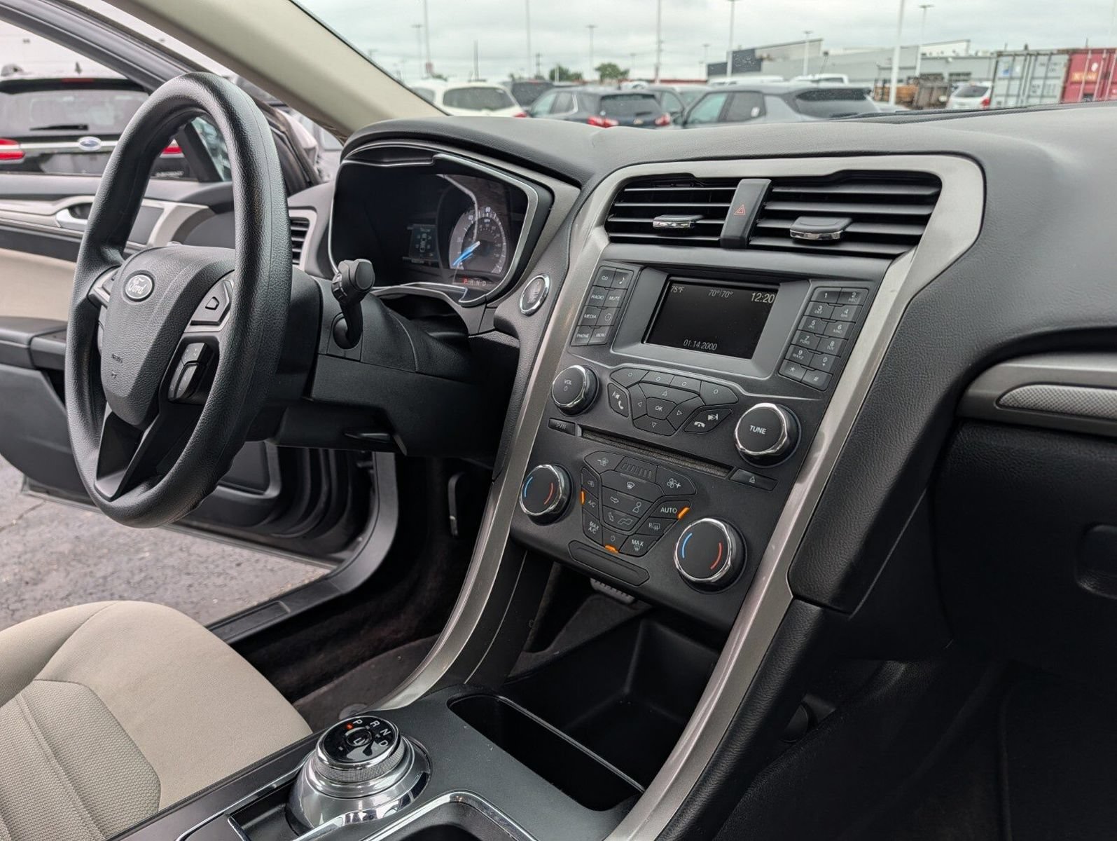 Used 2018 Ford Fusion S FWD image 20