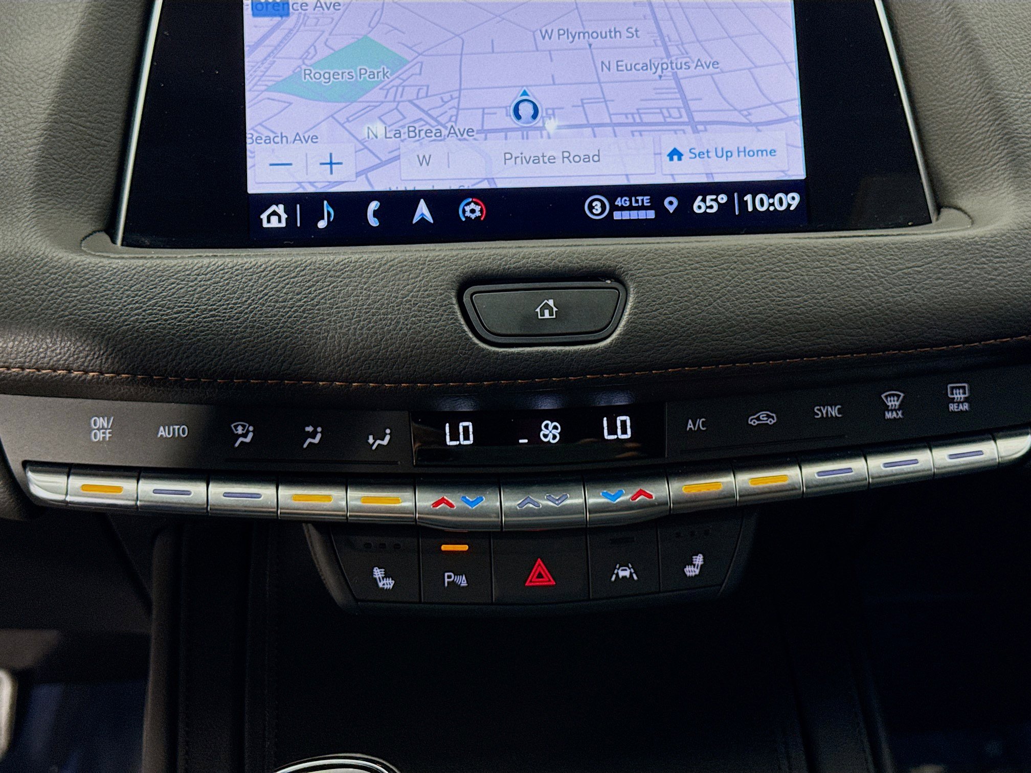 Used 2023 Cadillac XT4 Sport w/ Cold Weather Package image 16