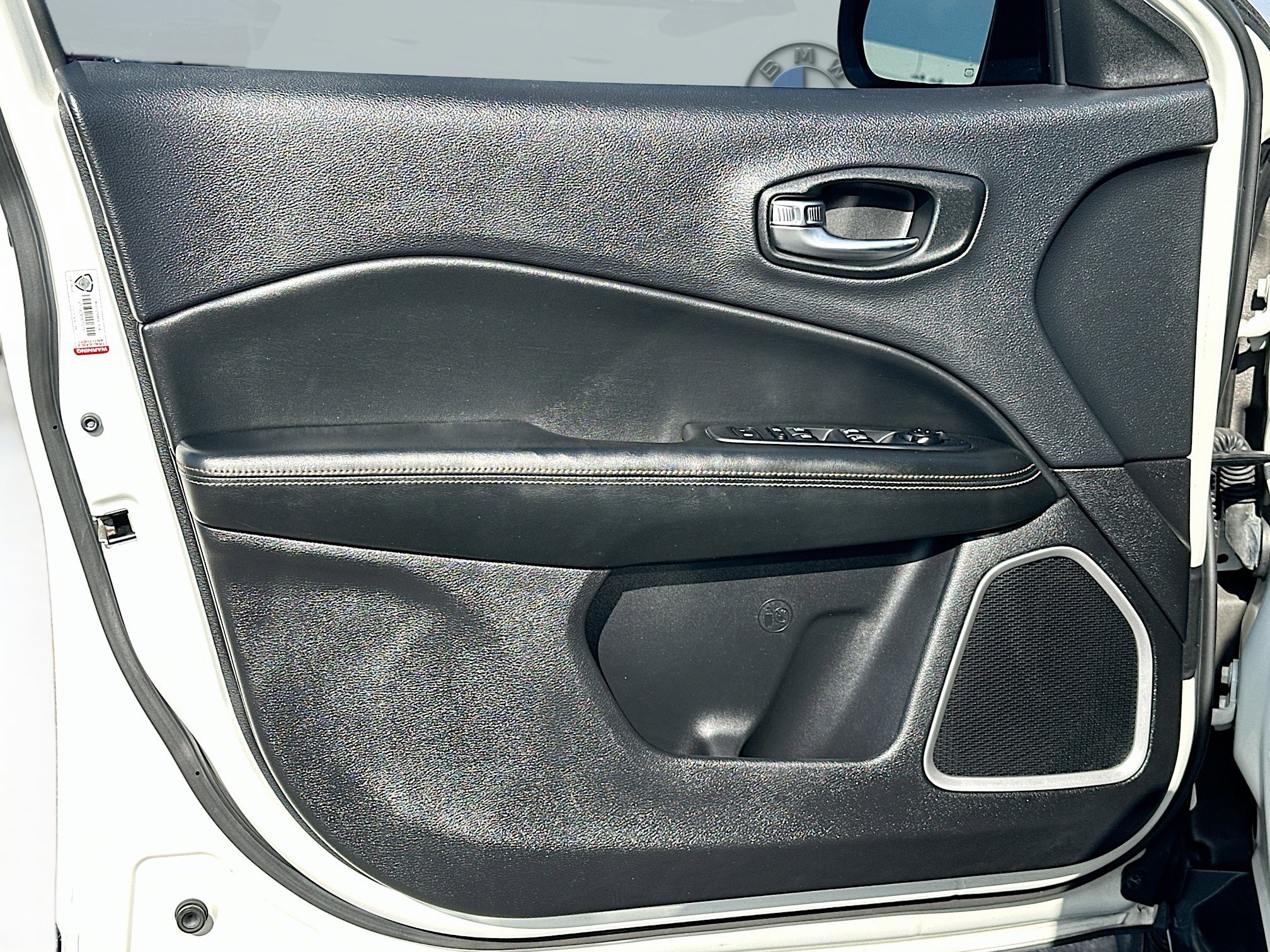 Used 2018 Jeep Compass Latitude w/ Popular Equipment Group image 20