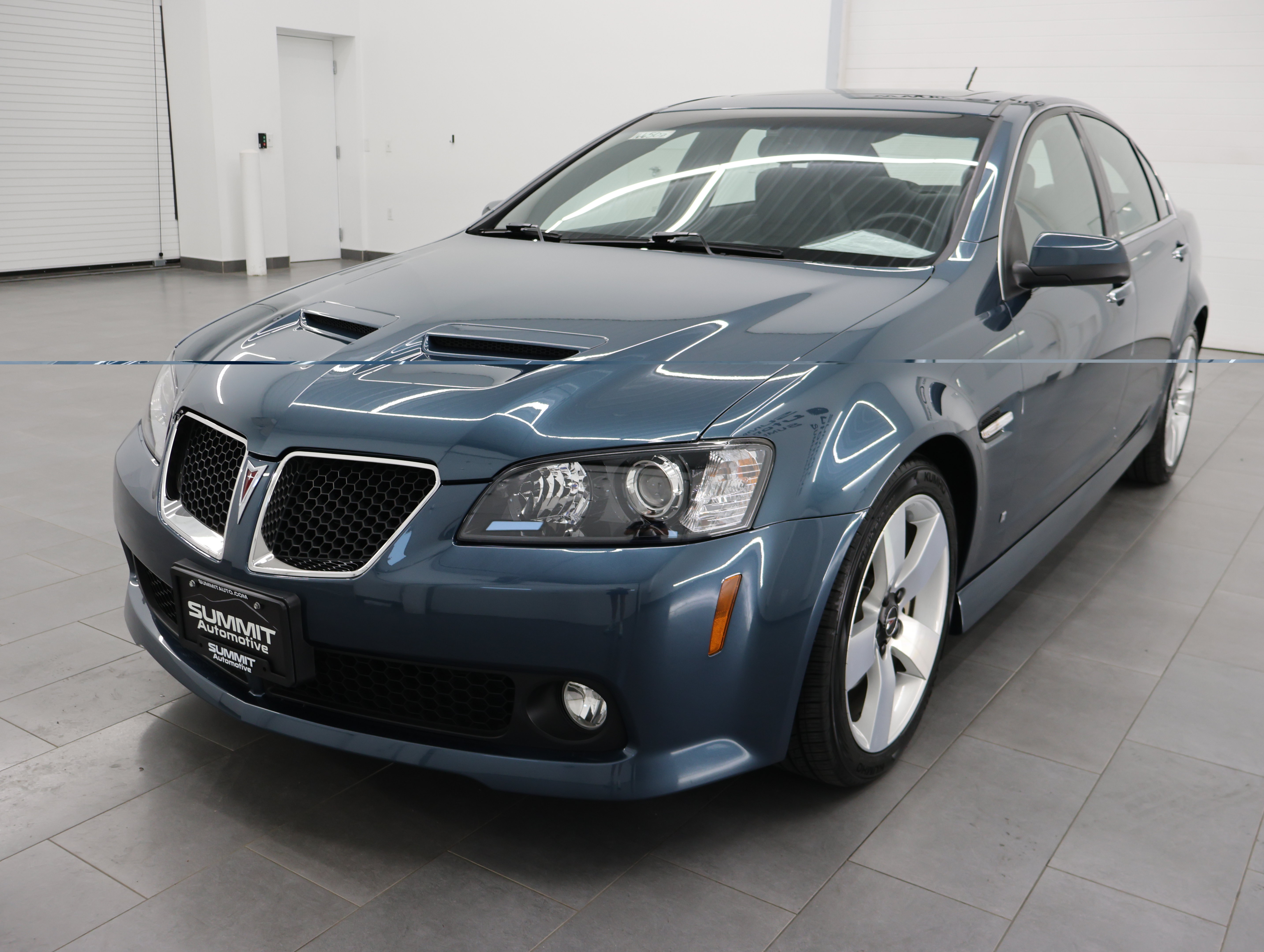 Used 2009 Pontiac G8 GT w/ Premium Package RWD image 7