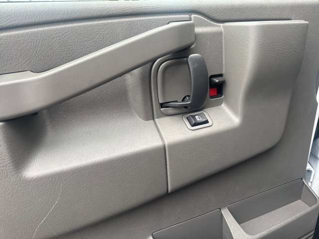 New 2024 Chevrolet Express 3500 w/ Power Convenience Package image 8