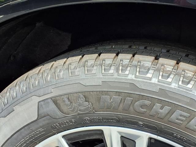 New 2026 Cadillac Escalade IQ Luxury 1 image 15