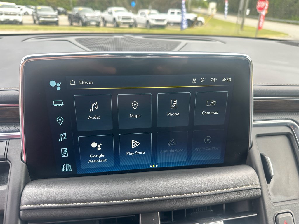 Used 2023 Chevrolet Suburban Premier RWD image 15