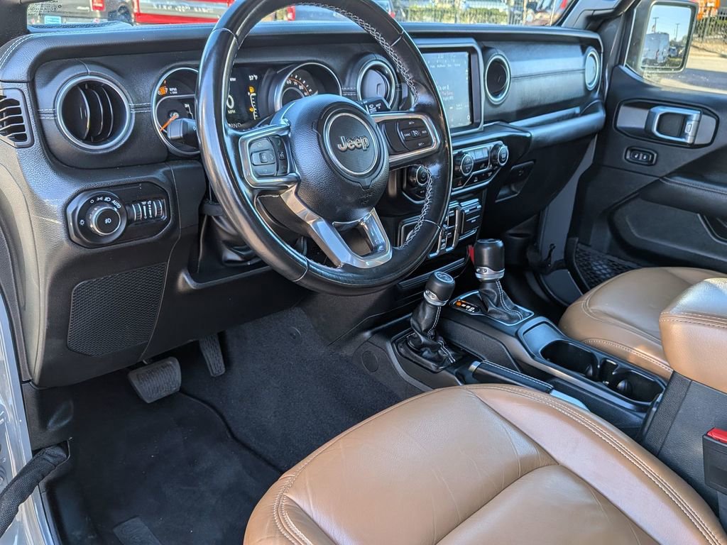 Used 2022 Jeep Wrangler Unlimited Sahara image 17