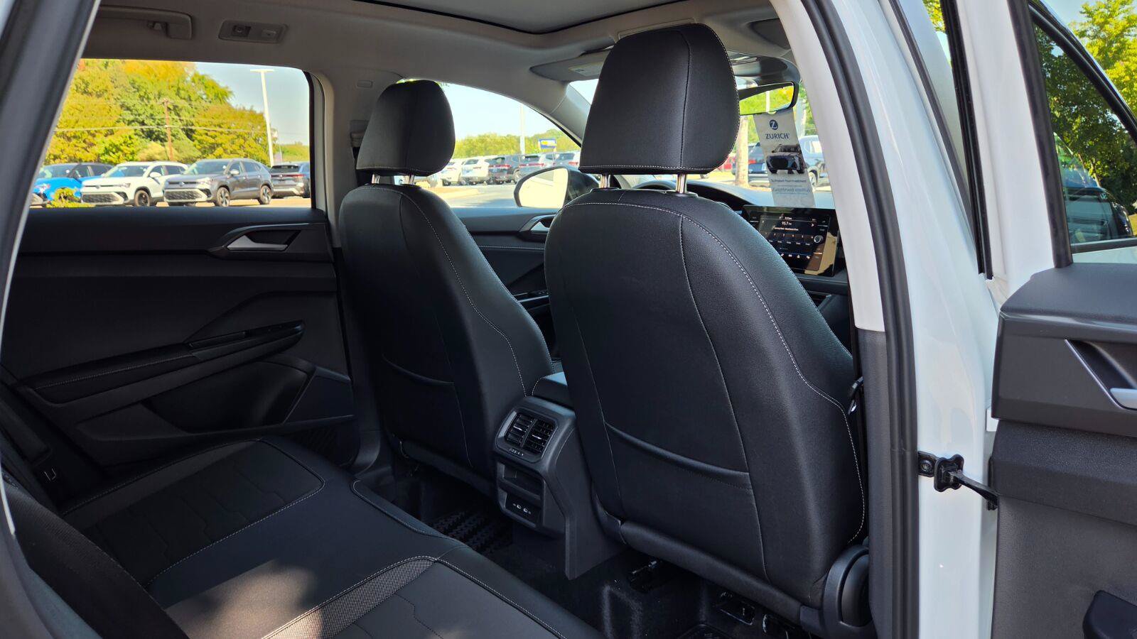 New 2027 Volkswagen Taos SE FWD image 50