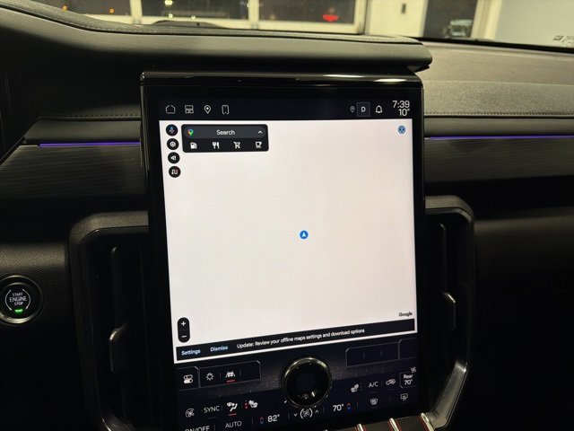 Used 2024 GMC Acadia AT4 image 3