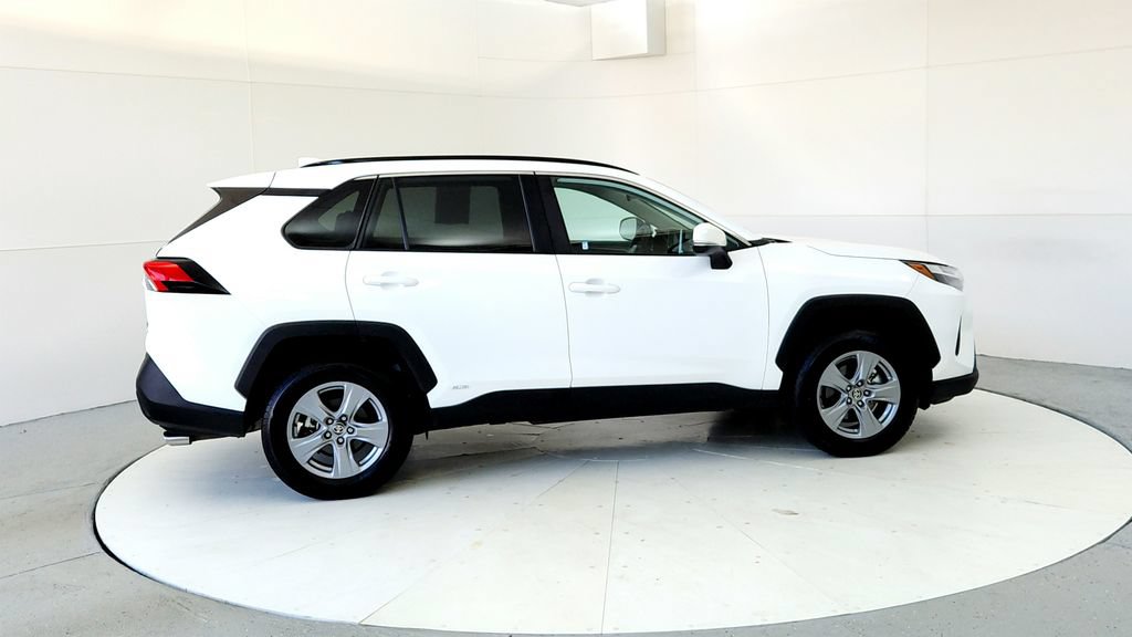 Certified 2025 Toyota RAV4 XLE AWD/4WD image 6