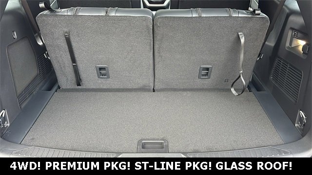 New 2026 Ford Explorer ST-Line w/ ST-Line Street Pack image 32