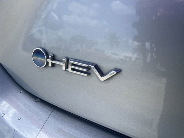 Used 2025 Toyota Camry LE w/ Convenience Package image 31