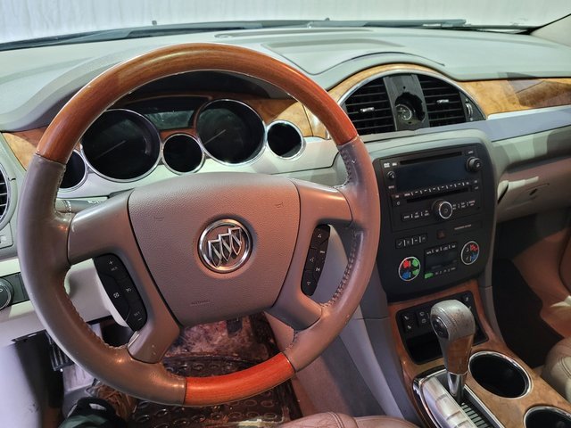 Used 2008 Buick Enclave CXL w/ Entertainment Package #2 image 4